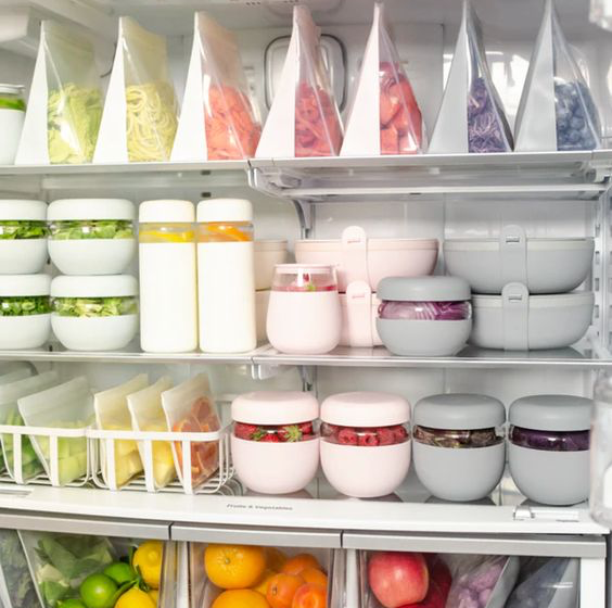 Frigo organizzato